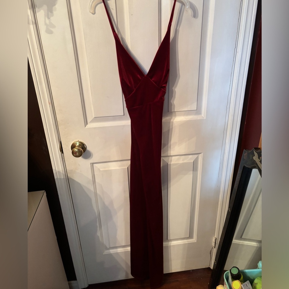 Fashion Nova Crushed Velvet Burgundy Dress